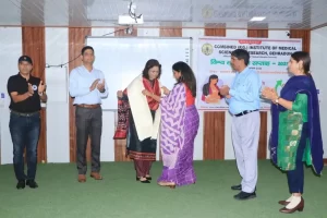 Welcoming Dr. Sumita Prabhakar, Chief Guest, at World Breastfeeding Week 2025 program